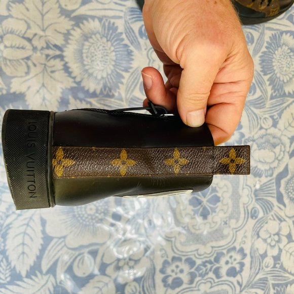 Louis Vuitton "Miami" Brown Ankle Boots (size 38 EU - flat heel) - Picture 15 of 16